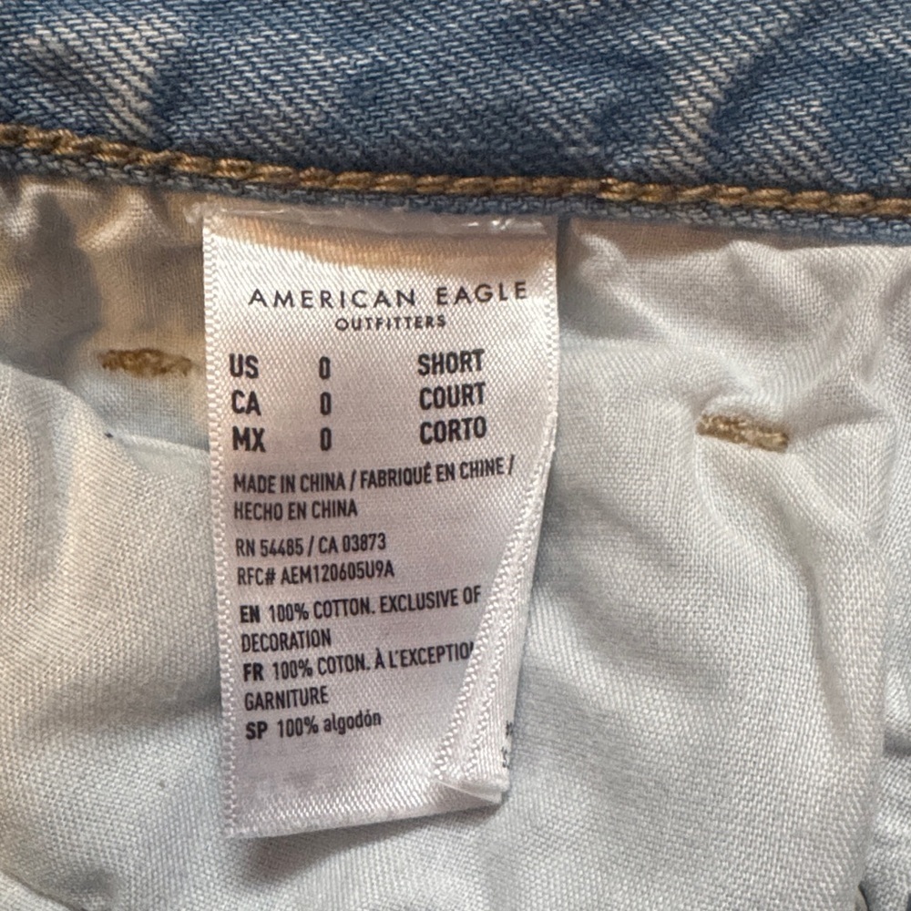 American Eagle Outfitters Light Blue High Rise Mom Jeans Size 0 Short - Picture 5 of 6